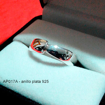 AP017 anillo plata 925